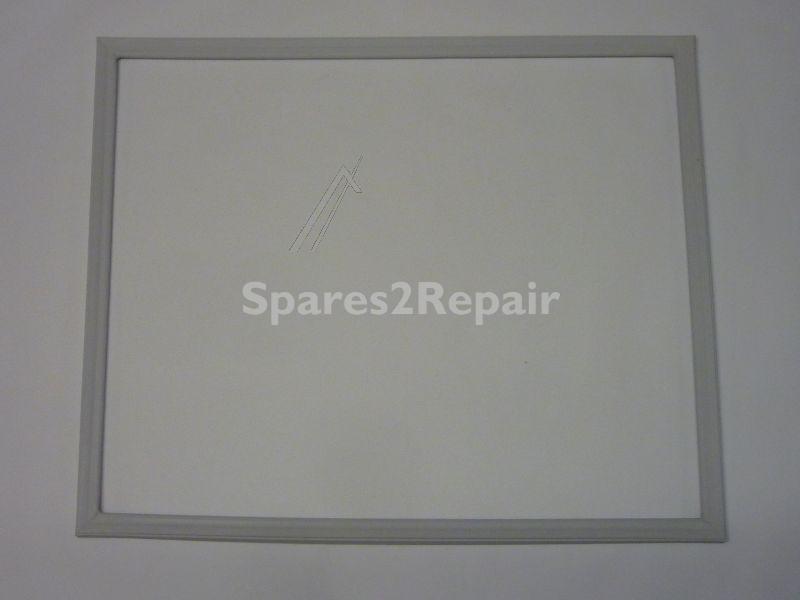 Hisense Gorenje Freezer Door Seal - 631412 Magnetic Gasket L715-60-7047-mt516